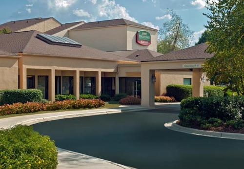 Фотография гостиницы Courtyard Charlotte Arrowood