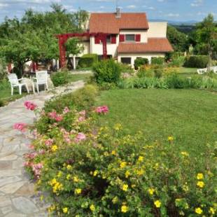 Фотографии гостиницы
Hôtel-Logis La Coraline