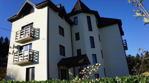 Фотографии гостевого дома
Рудий Лис