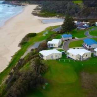 Фотографии базы отдыха
Surf Beach Narooma Holiday Park
