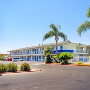 Фотографии гостиницы
Motel 6-Tulare, CA