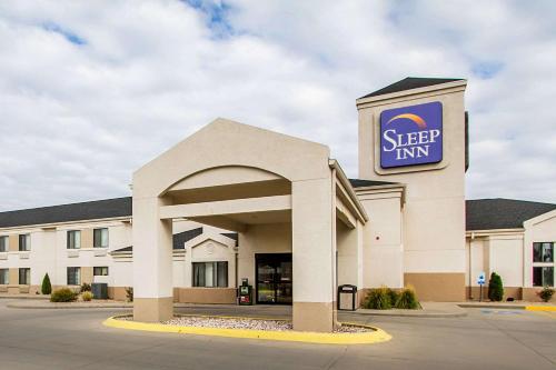 Фотография гостиницы Sleep Inn By Choice Hotels