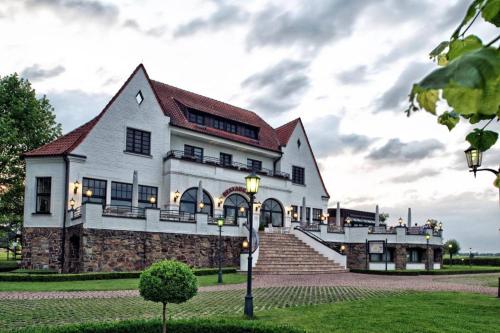 Фотография гостиницы Ringhotel Rheinhotel Vier Jahreszeiten