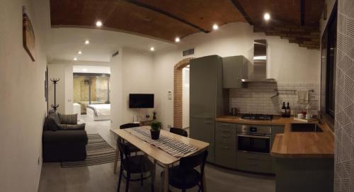 Фотография гостевого дома Lucas House