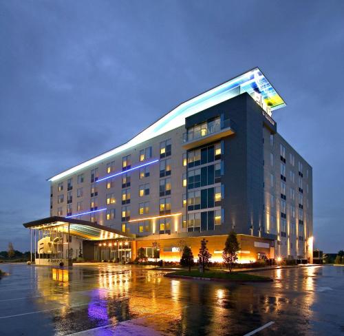 Фотография гостиницы Aloft Hotel Rogers Bentonville