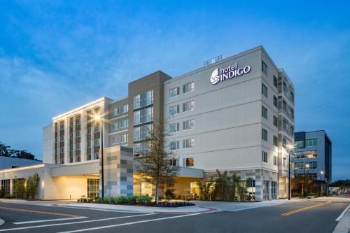 Фотография гостиницы Hotel Indigo Gainesville-Celebration Pointe, an IHG Hotel
