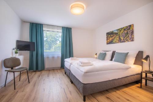 Фотографии гостиницы 
            Hotel Clement - Bed & Breakfast