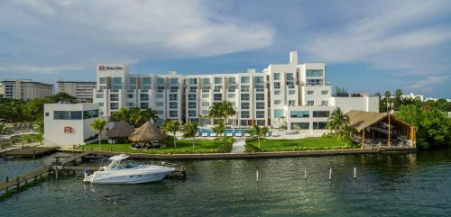 Фотография гостиницы Real Inn Cancún