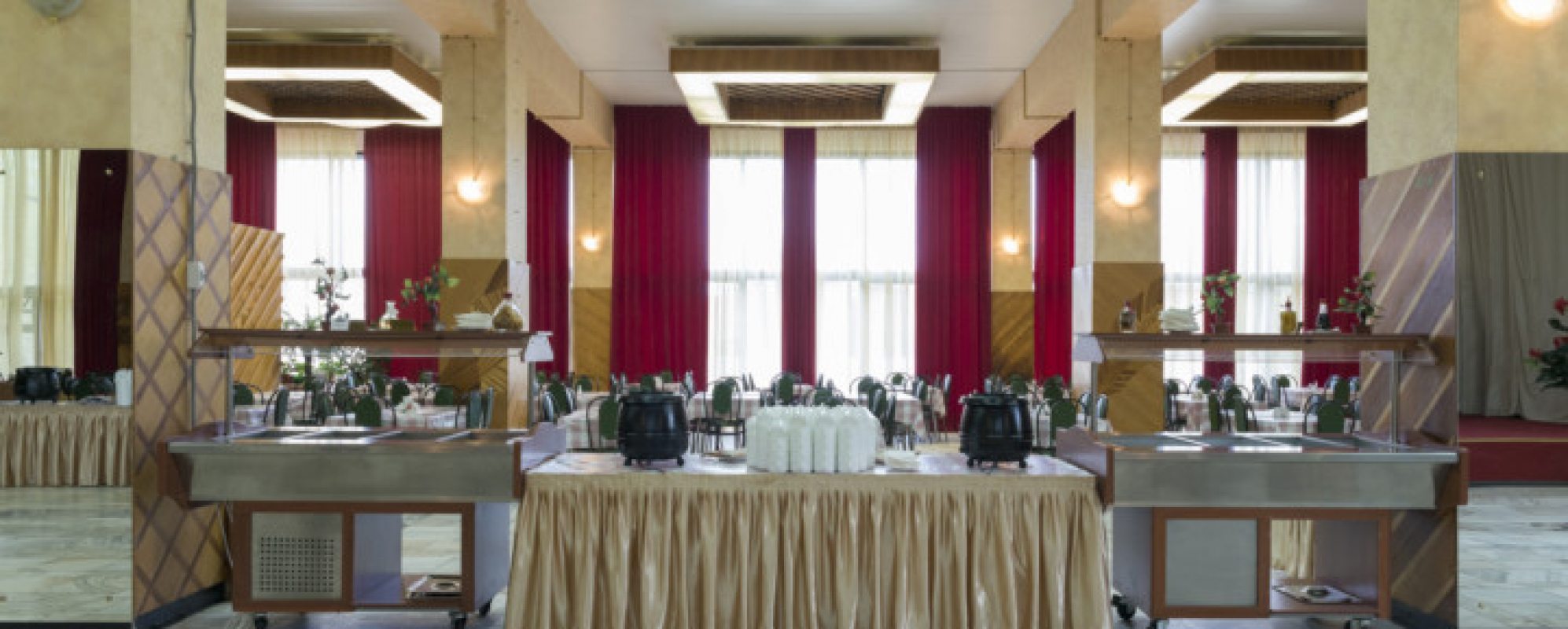 Фотографии банкетного зала Лесной Городок на 300 человек