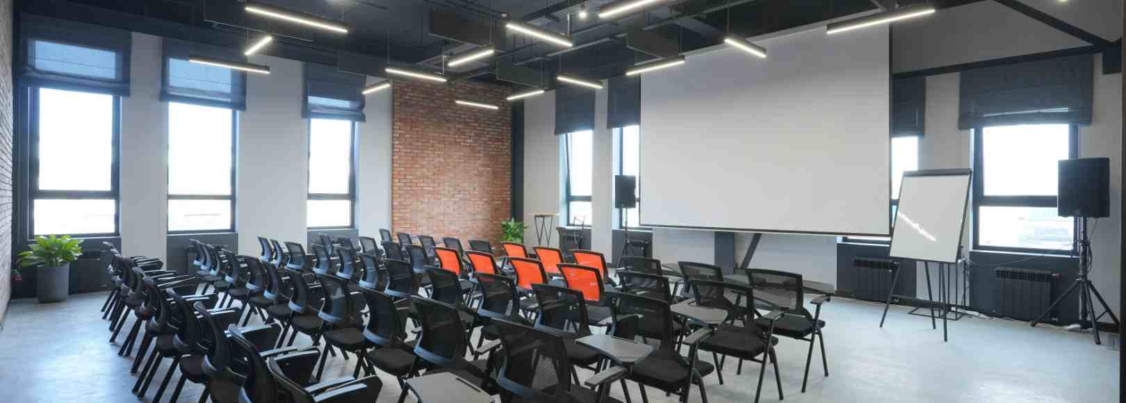 Фотография конференц-зала MEGALOFT