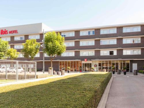 Фотография гостиницы Ibis Barcelona Aeropuerto Viladecans