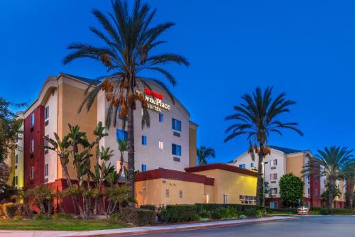 Фотография гостиницы TownePlace Suites by Marriott Anaheim Maingate Near Angel Stadium