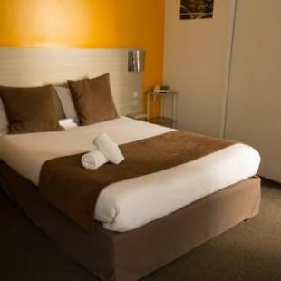 Фотографии гостиницы 
            Hôtel de Paris La Défense