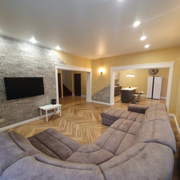 Фотографии Коттеджа 
            Частный дом на Бардина-Хуторской 93