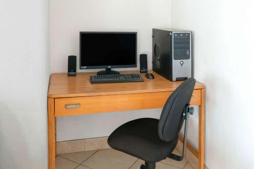 Фотография гостиницы Super 8 by Wyndham Fountain