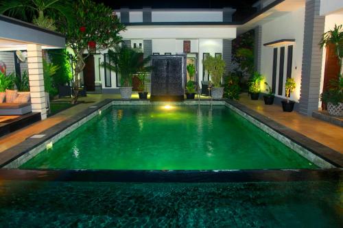 Фотография мини отеля Villa Rumah Putih Abu Abu