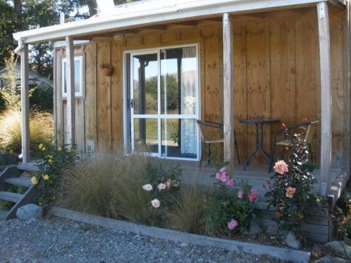 Фотография гостиницы Lake Tekapo Cottages