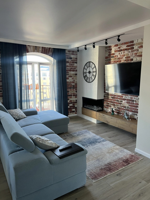 Фотография квартиры Квартира Просторная 4-х комнатная у парка с видом на море