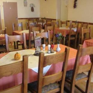 Фотографии гостевого дома
Thermál Panzió