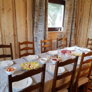 Фотография гостевого дома La Pinéguette maison 12 personnes décoration chalet/ sauna 4 personnes