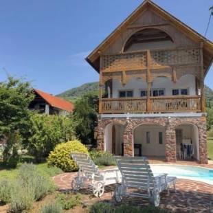 Фотографии гостевого дома 
            ALPHA