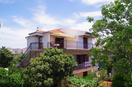 Фотография гостевого дома Apartments by the sea Jadrija, Sibenik - 918