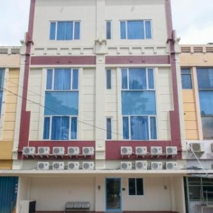 Фотография гостевого дома RedDoorz Plus near Soekarno Hatta Airport Taman Mahkota