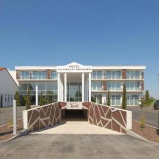 Фотографии гостиницы 
            Hotel absolute