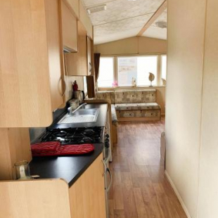 Фотография гостевого дома Beautiful 3-Bedroom Caravan at Mersea Island