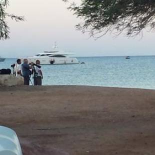 Фотографии кемпинга
Caravan In the Desert