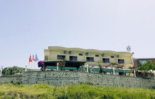 Фотография гостиницы Hotel Sirena