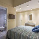 Фотография гостевого дома Le stanze di Carla! Bagno privato, cucina in comune