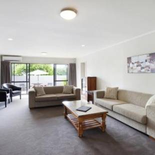 Фотографии мотеля
Colonial Court Motor Inn