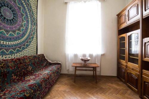 Фотография гостевого дома მზიანი და ნათელი სახლი , ლამაზი ეზოთი .