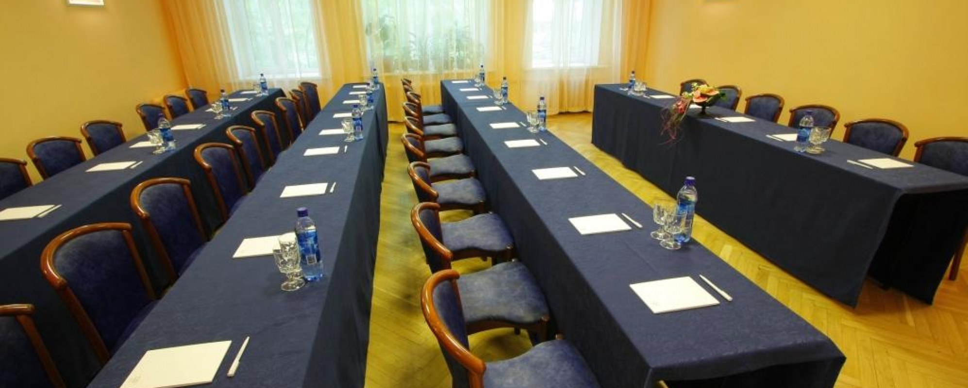 Фотографии конференц-зала Янтарный