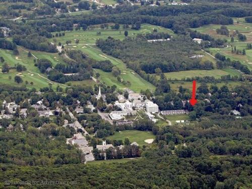 Фотография гостевого дома Postcard Perfect Mansion in Manchester Village