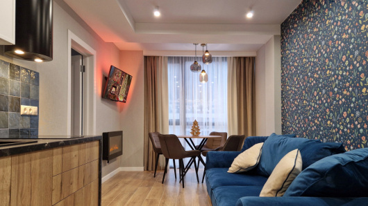 Фотографии квартиры 
            Апартаменты двухкомнатные в Красной Поляне