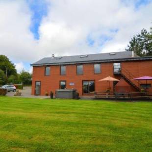 Фотографии гостевого дома
Quaint Cottage In Petite Langlire With Jacuzzi