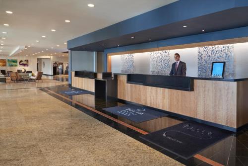 Фотография гостиницы Delta Hotels by Marriott Toronto Airport & Conference Centre