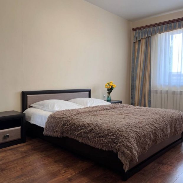 Фотографии квартиры 
            Квартира 2-к Просторная