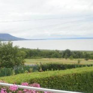 Фотографии гостевого дома
Holdfény Apartman