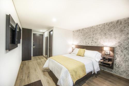 Фотография гостиницы Hotel Grand Plaza Corferias