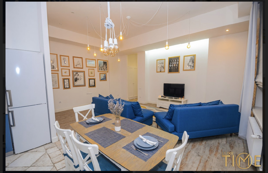 Фотография квартиры Апартаменты в центре «кинотеатр для двоих»