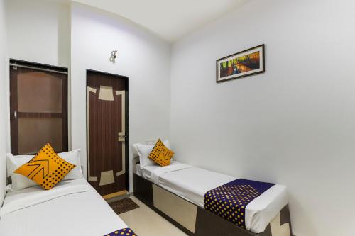 Фотография гостиницы Vaccinated Staff- SPOT ON 71472 Hotel Atithi