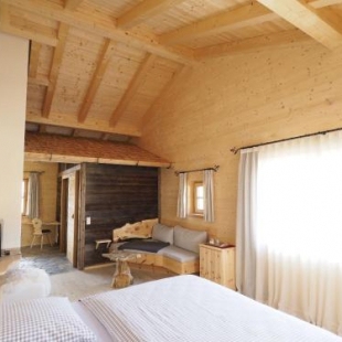 Фотография гостиницы Dianes kleines Zirbelhotel - ÜF