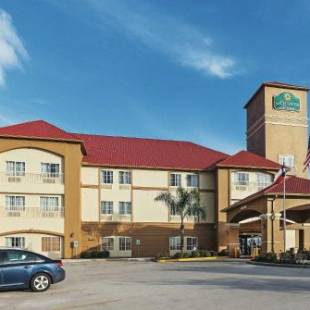 Фотографии гостиницы 
            La Quinta by Wyndham Houston Hobby Airport