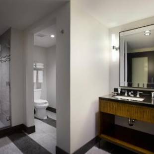 Фотография гостиницы Ambassador Hotel Wichita, Autograph Collection