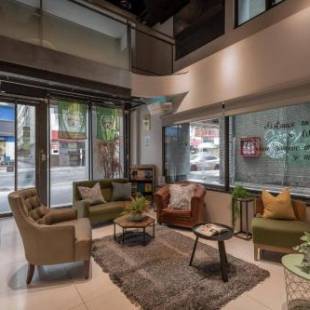 Фотографии хостела
Bouti City Capsule Inn