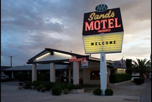 Фотография мотеля The Sands Motel