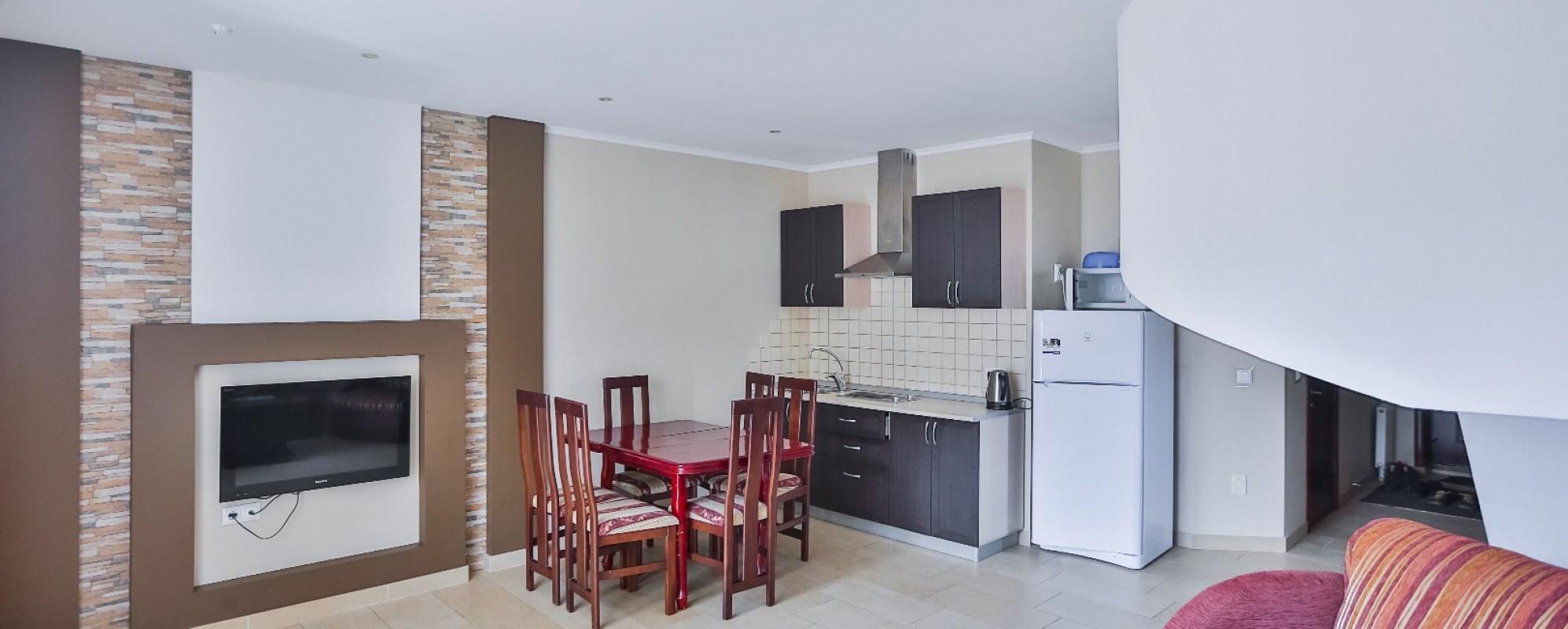 Фотографии гостиницы
Наступ